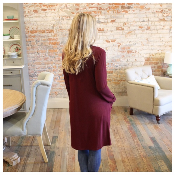 ✨RESTOCKED✨Burgundy long cardigan with pockets - Picture 4 of 4